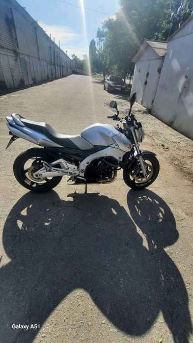 Продам сузуки GSR600