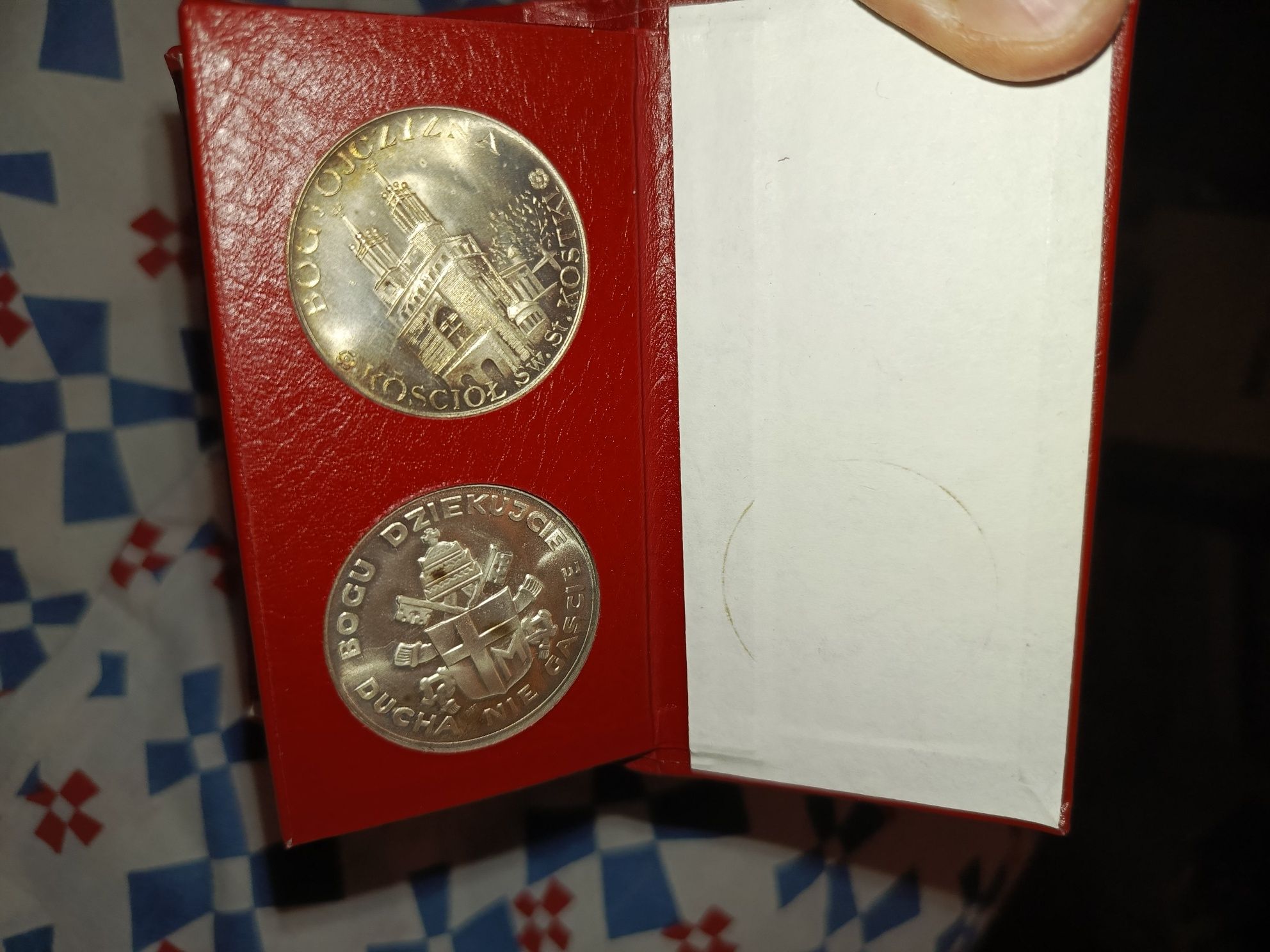 Wielcy Polacy medal Popieluszko Wyszyński pilsudski jp2