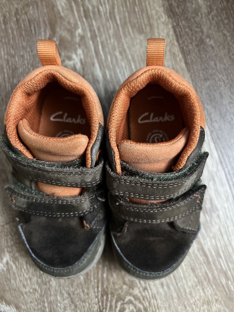 Кросівки дитячі Clarks