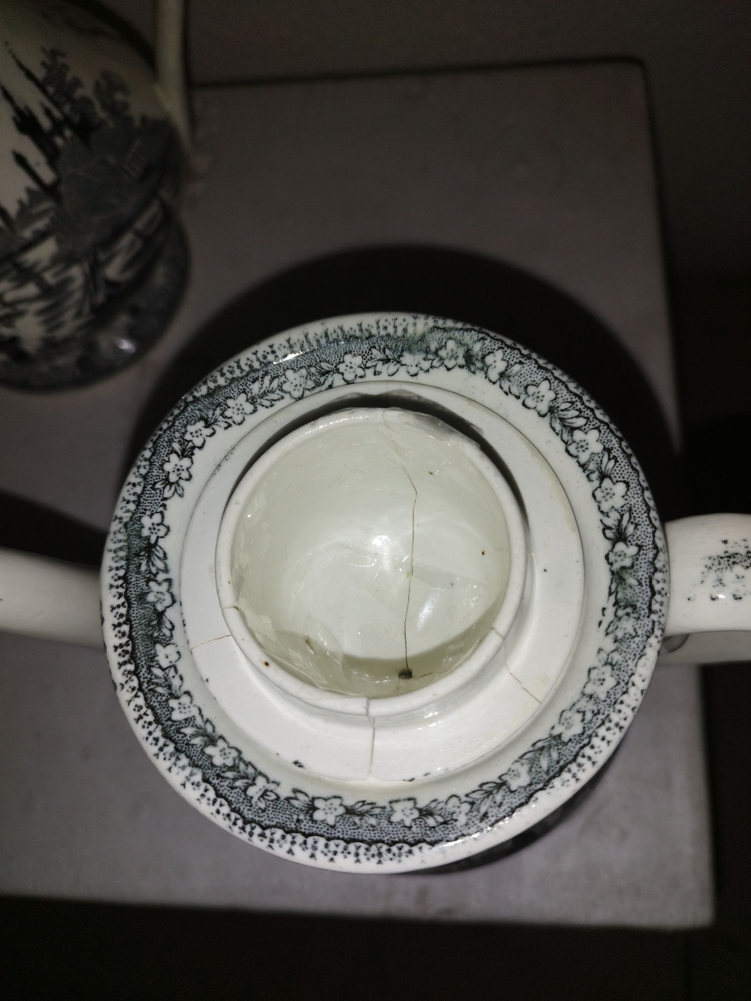 Cafeteiras/Bules da Fábrica de louça de Sacavém
