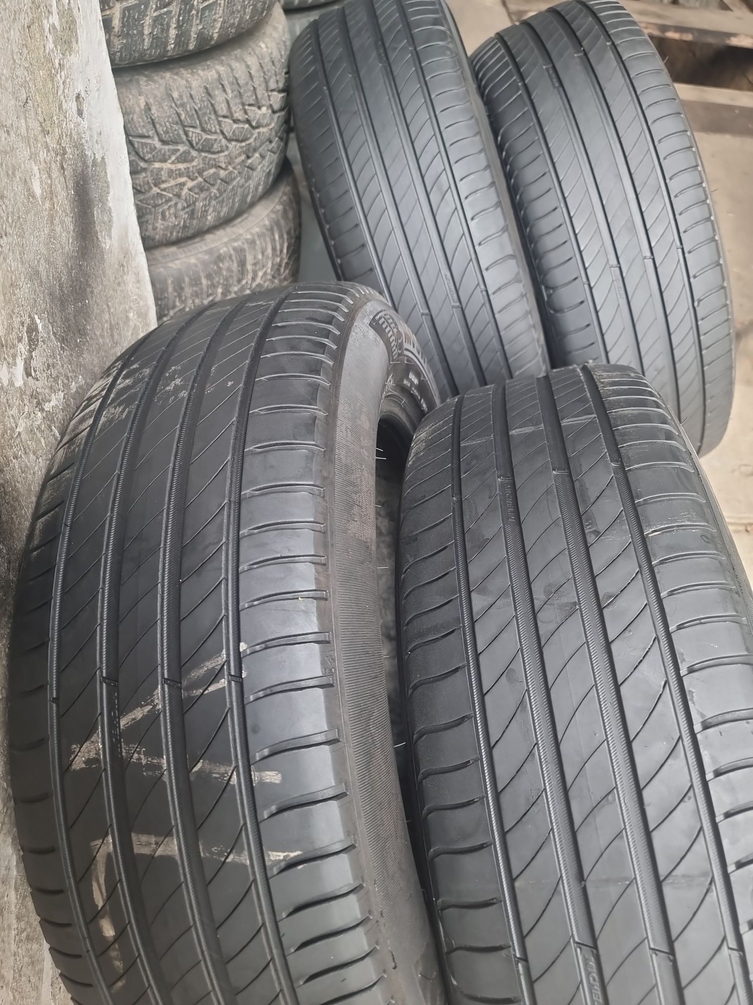 Kpl opon letnich 215/60 R17 96v Michelin Primacy 4 dot 5120