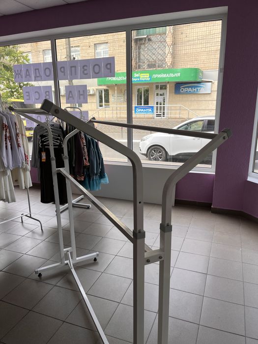 Напольная стойка вешалка «Книжка» идеальное состояние