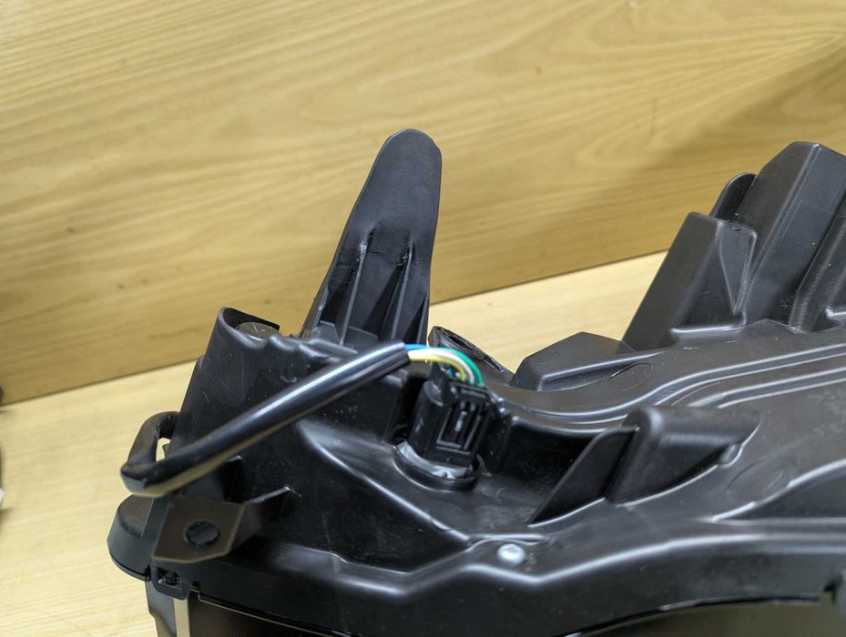 Фара ліва Nissan Ariya USA