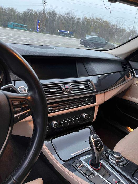 BMW F10 2012 года 525D Twin Power Turbo XDrive