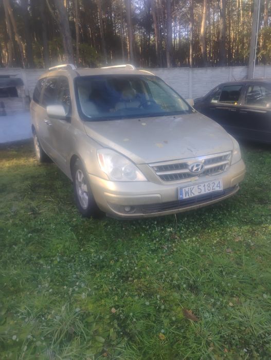 Hyundai Entourage w całości Automat lub na poszczególne części.
