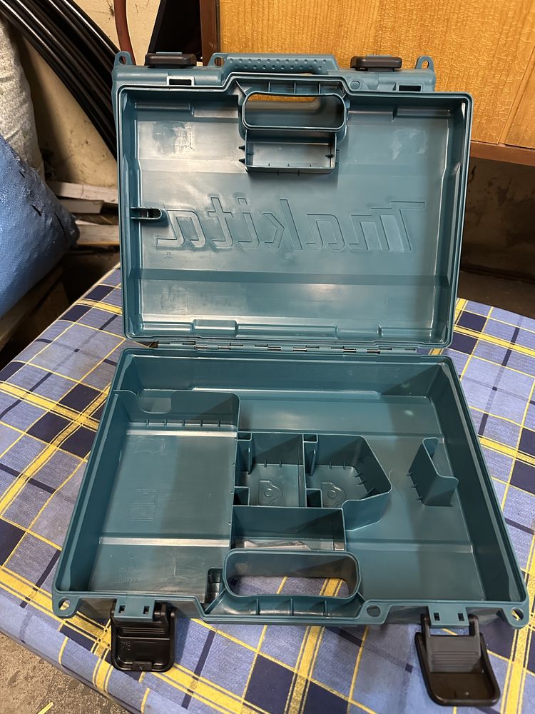 Walizka Makita DF333 CXT 12V (pusta, oryginalna)
