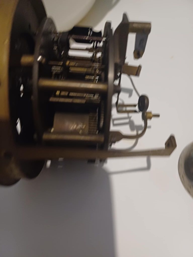 Mechanizm sygnowany Am
