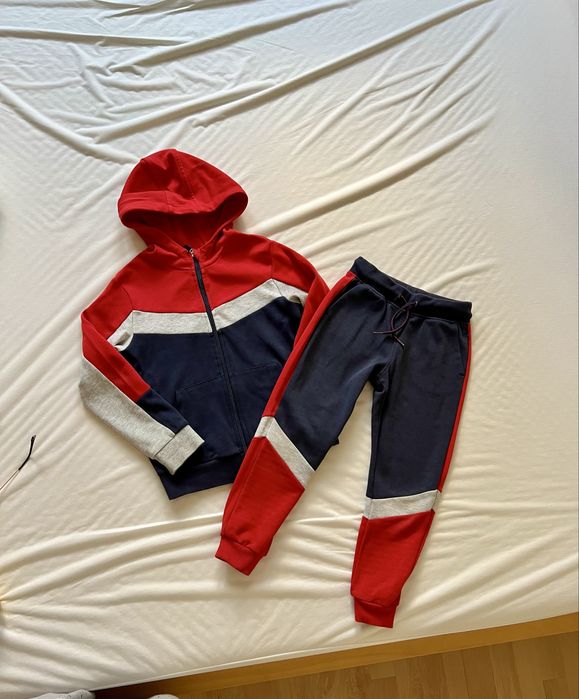 Okaidi dres dzieciecy 116/128