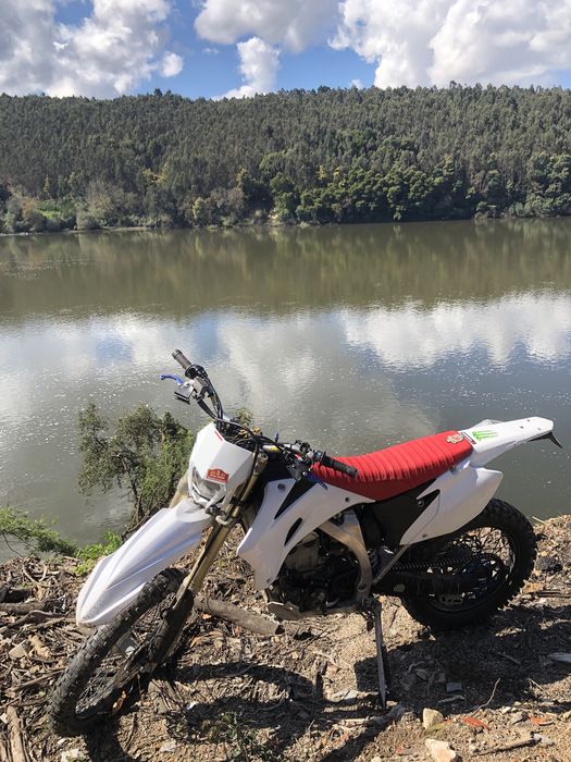 YAMAHA WR 250 F matriculada