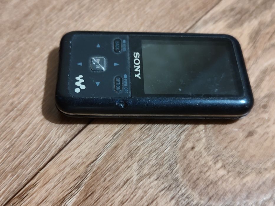 MP3-плеер Sony Walkman NWZ-S616F
