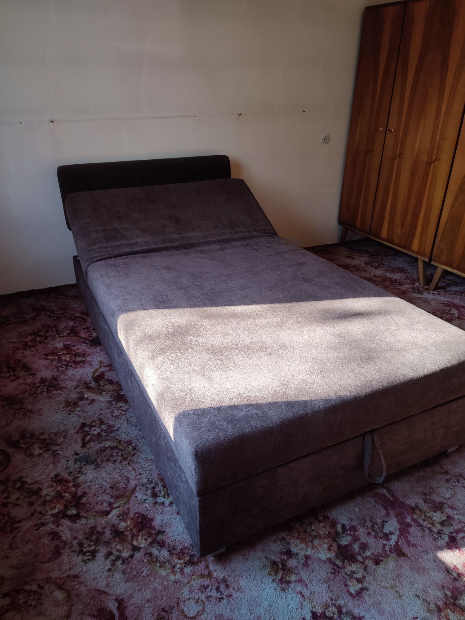 Łóżko tapczan jak Edi z Agata Meble