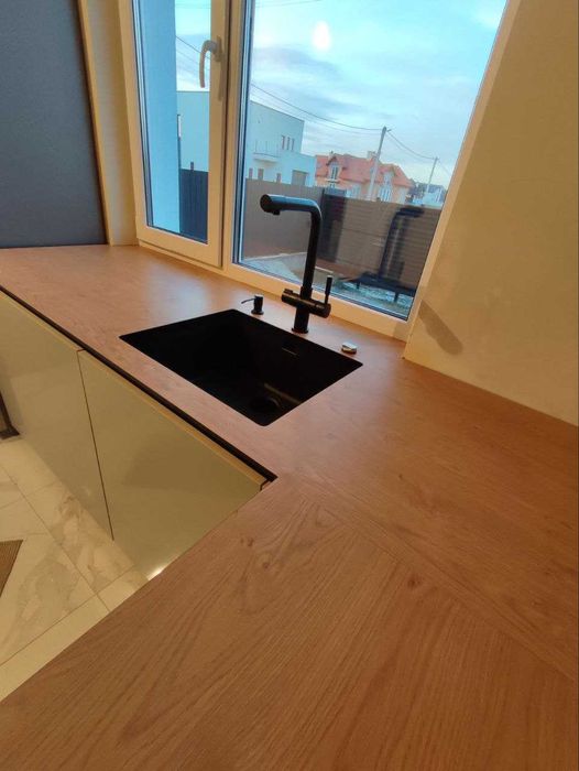 Kuchnie i meble na wymiar, montaż blatów kuchennych HPL