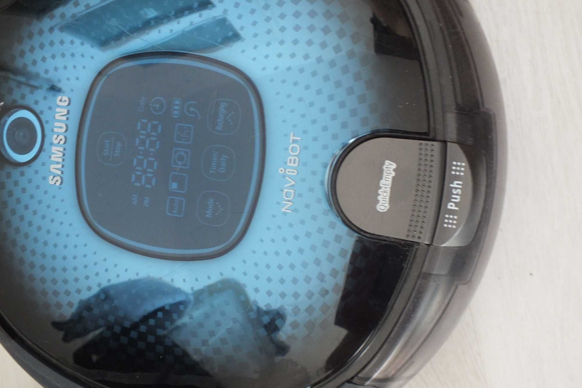 Samsung SR 8855 NaviBot / Robot sprzątający /