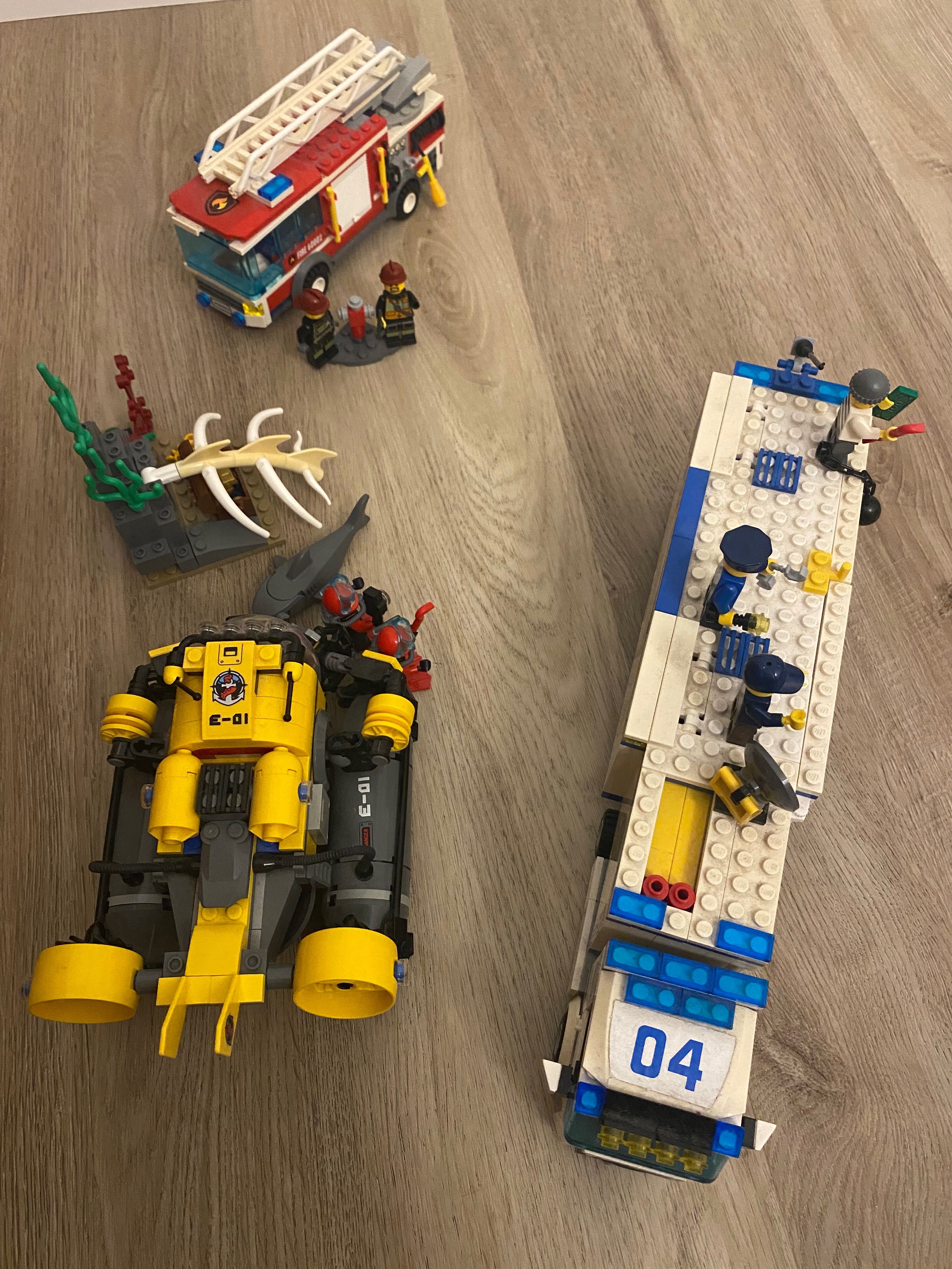Legos variados e usados