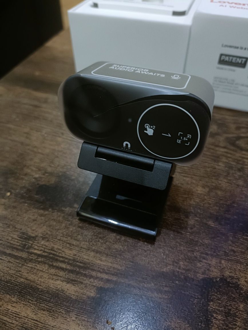 Webcam 4K com IA