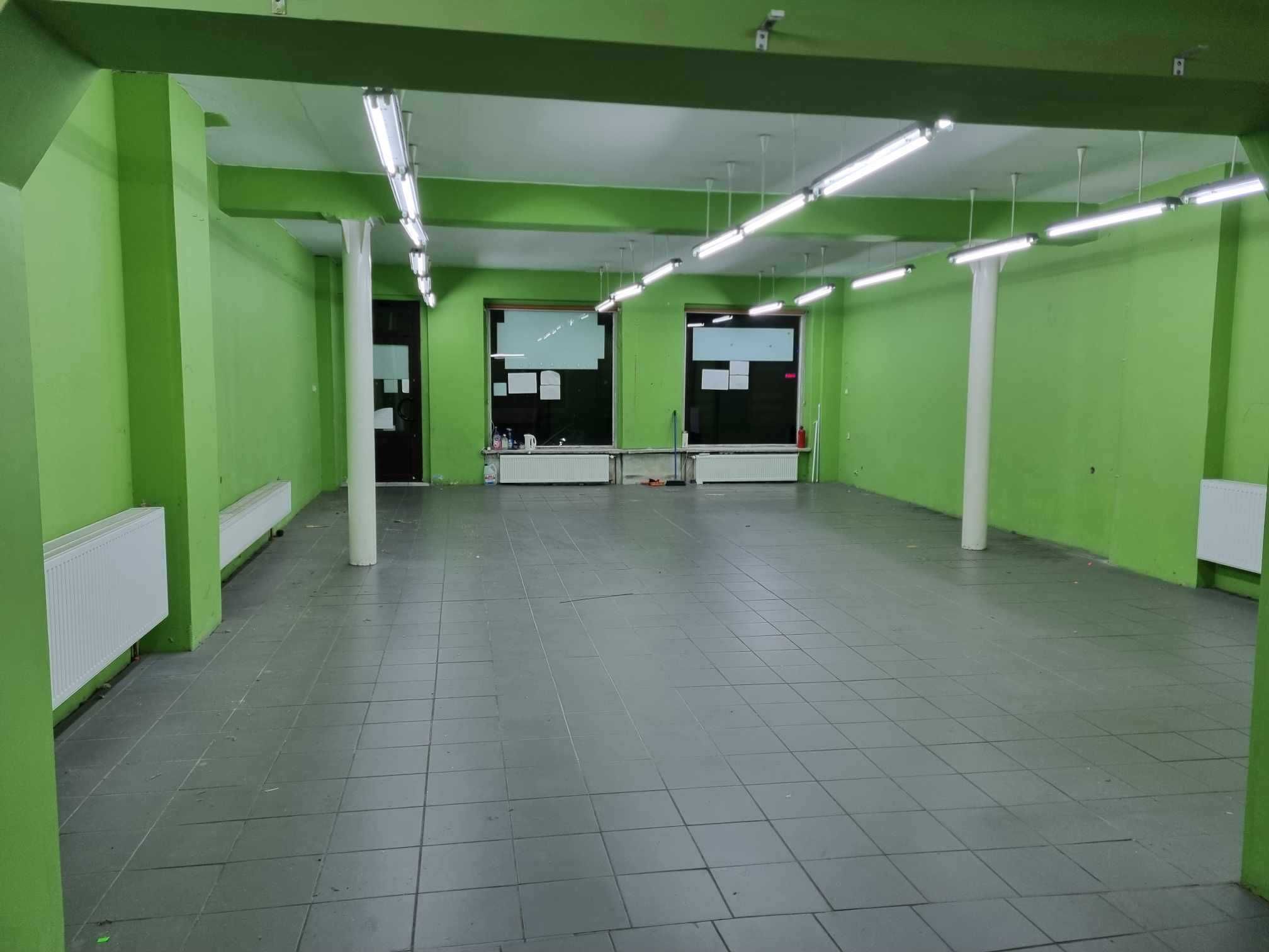 Lokal handlowy przy Rynku 150m2 Szamotuły