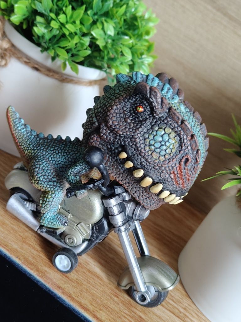 Zabawka dinozaur