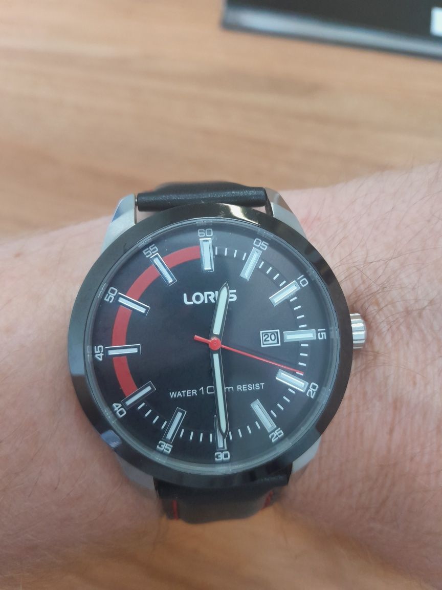 Lorus zegarek meski