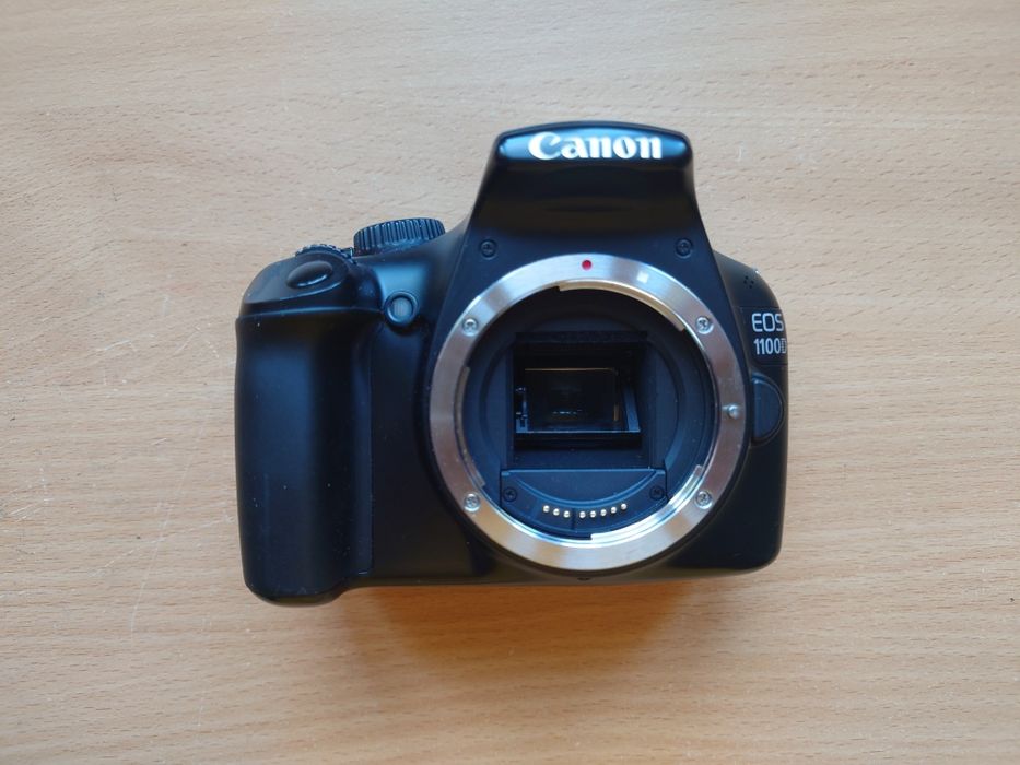 Canon EOS 1100D.