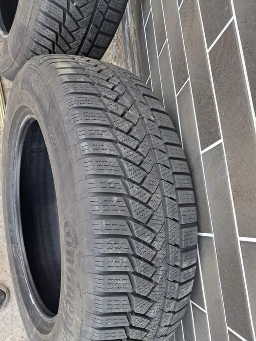 Шини зимові 215 65 R17 Continental