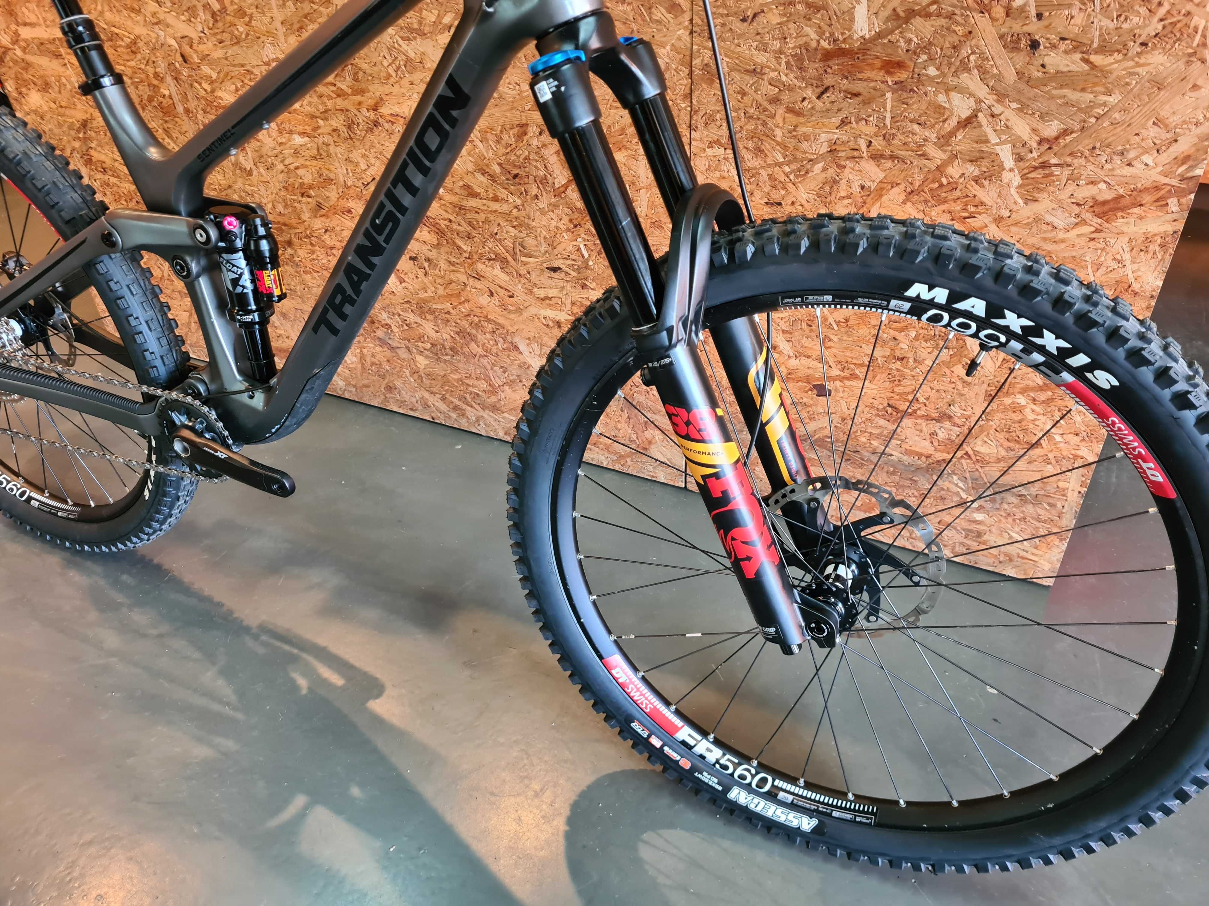 Bicicleta Enduro TRANSITION Sentinel Carbon L 29''