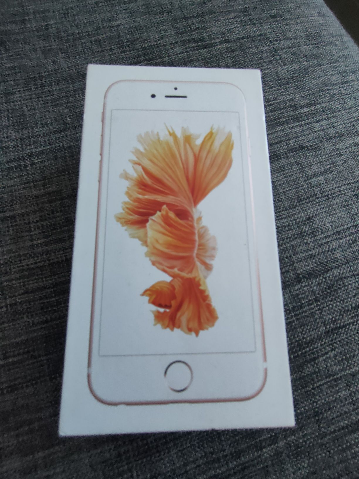 iPhone 6 S z pudełkiem bez ładowarki