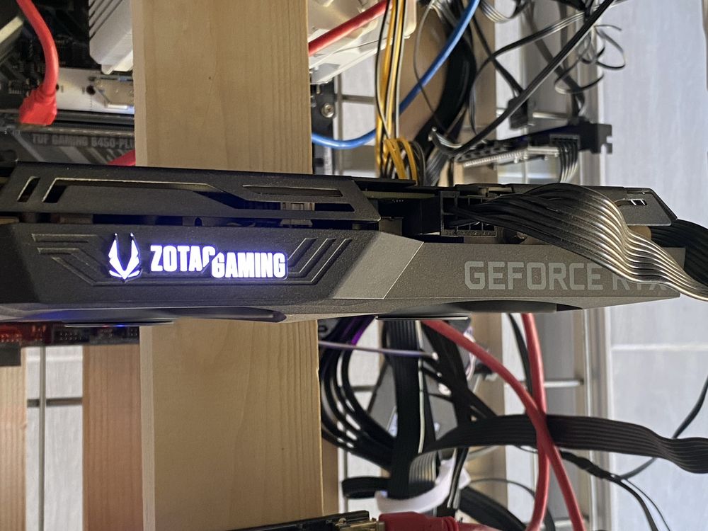 Placa Nvidia RTX 3060ti