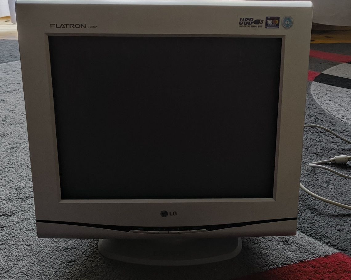 Monitor CRT (kineskopowy) LG Flatron F700P