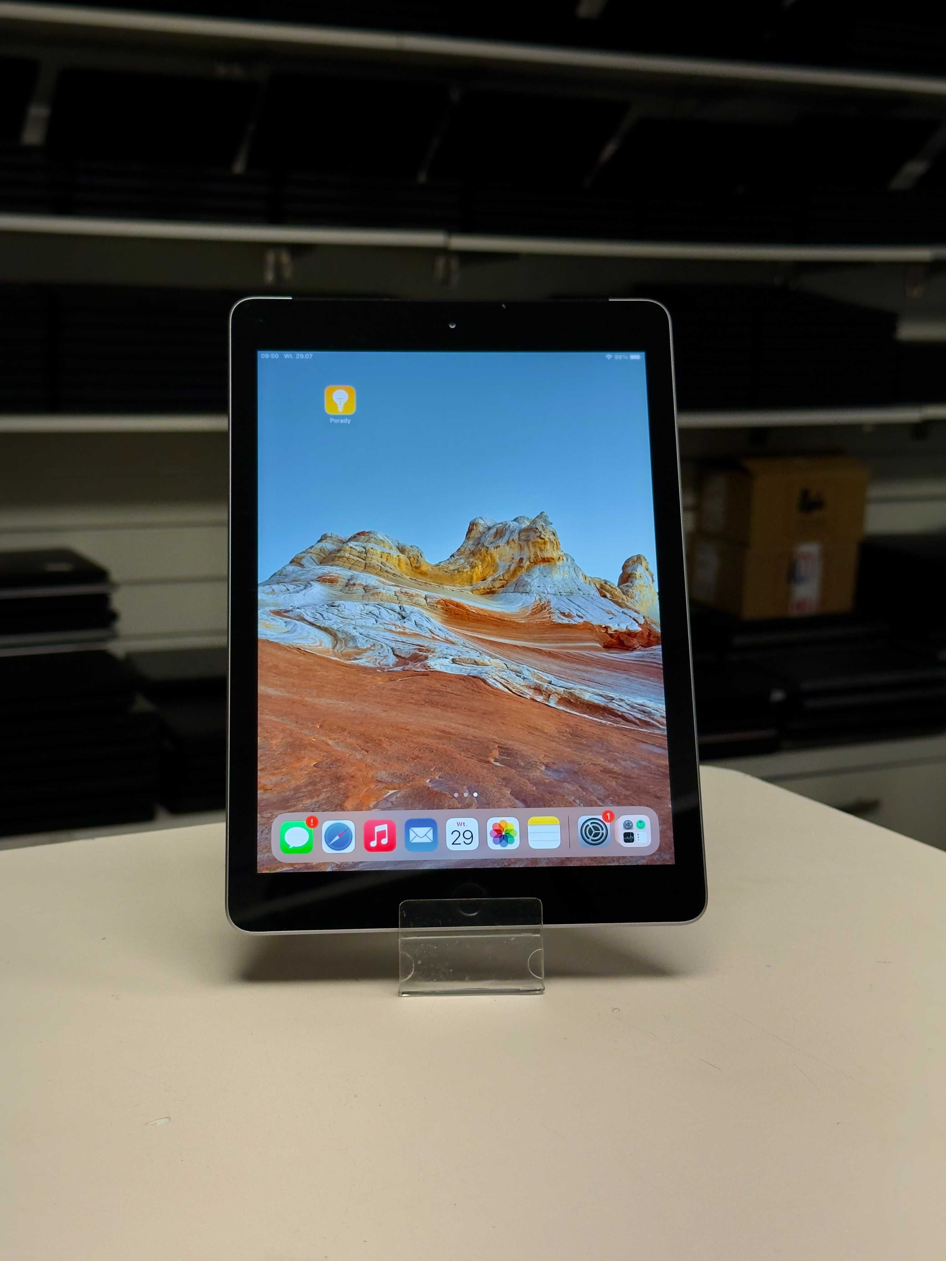 Tablet Apple iPad 5th Gen A1823 | 9,7" | 2/32GB | Cellular | SIM TANIO