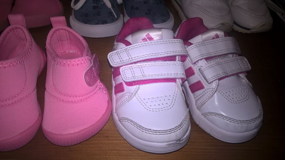 Sandálias Sapatilhas Puma Adidas Reebok Disney Mickey Minnie Decathlon