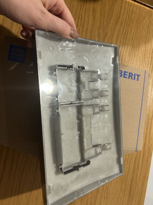 Przycisk spłukujący Delta 50 Geberit czarny mat - Nowy