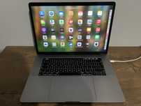 Macbook Pro 15 2018 i7 2,2 GHz 16 GB RAM Touch Bar