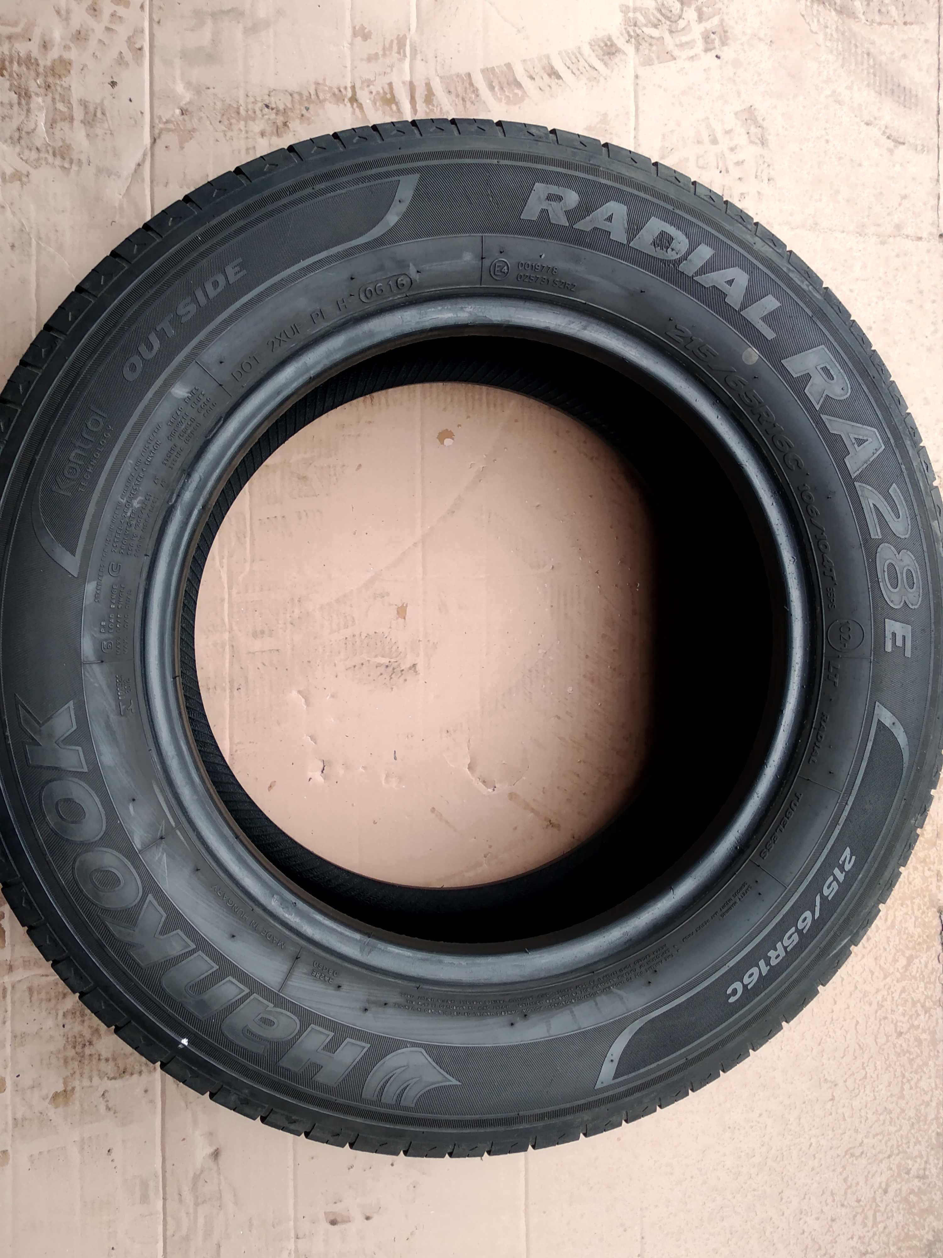 215 65 R 16 C  Hankook  Radial  RA28E 106/104T letnie    2 sztuki