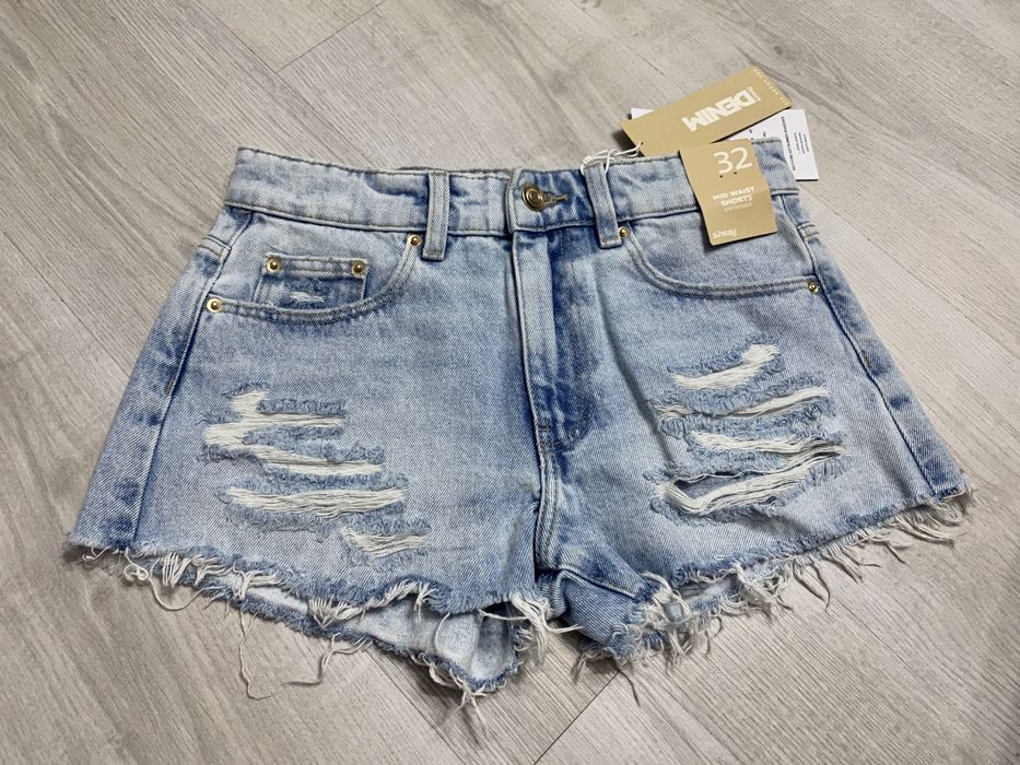 Szorty spodenki jeansowe z przetarciami 32/XXS, NOWE
