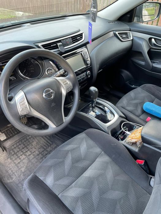Nissan Rouge Xtrail 2.5 LPG Kamery 360