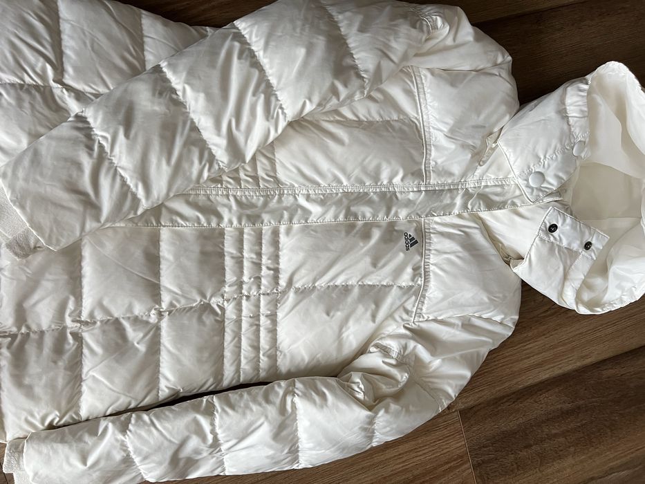 Жіночий пуховик adidas s(8-10)