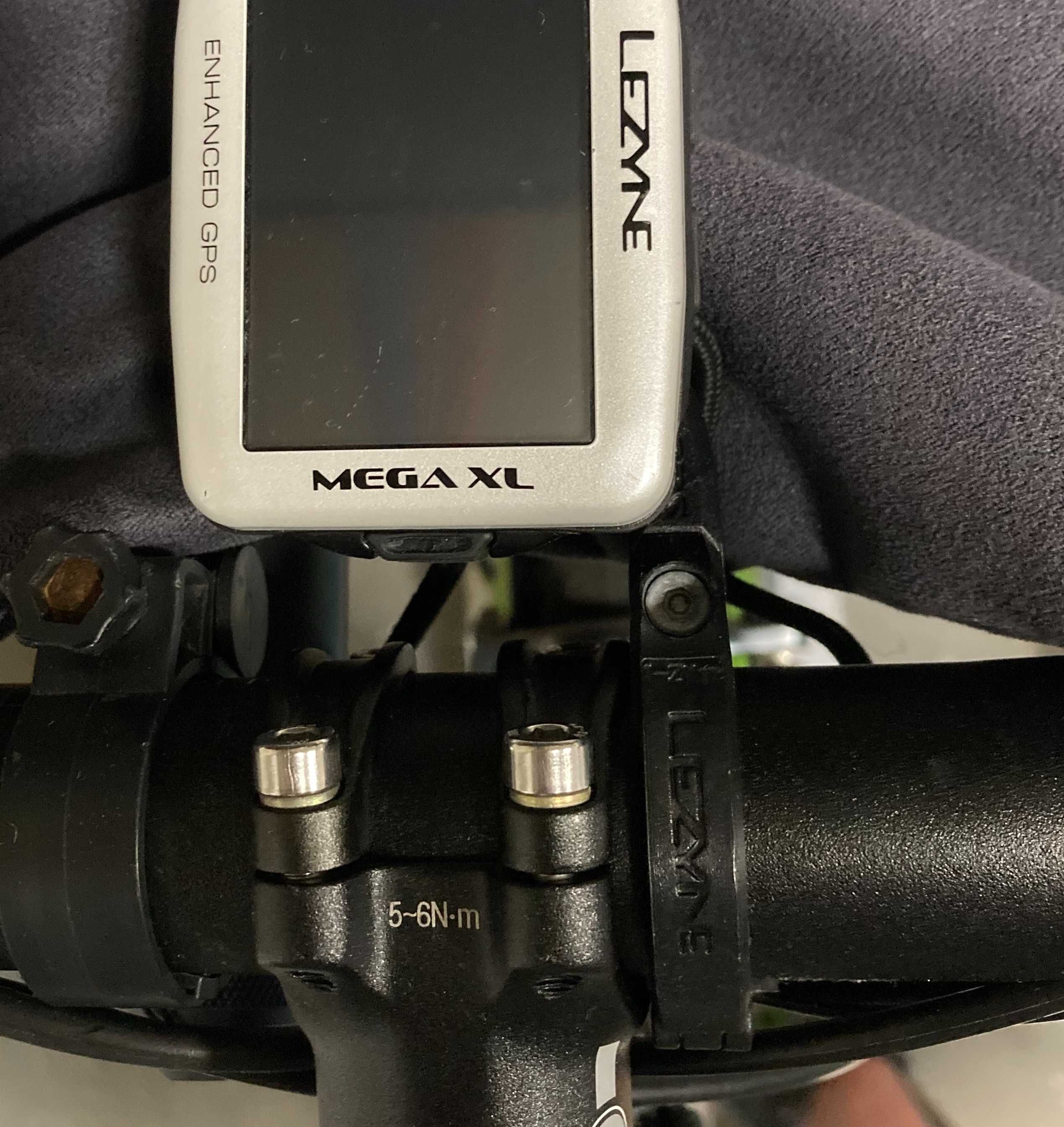 Lezyne Mega XL GPS komputer rowerowy