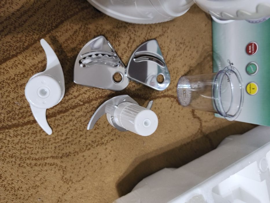 Кухонний комбайн SATURN ST-FP 7060