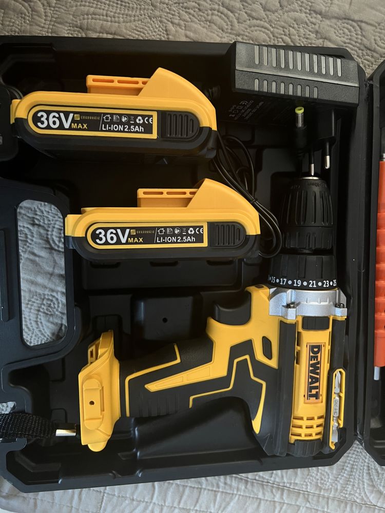 Набір DEWALT Дрель Шуроповерт деволт + 2 акамулятори 36V новий