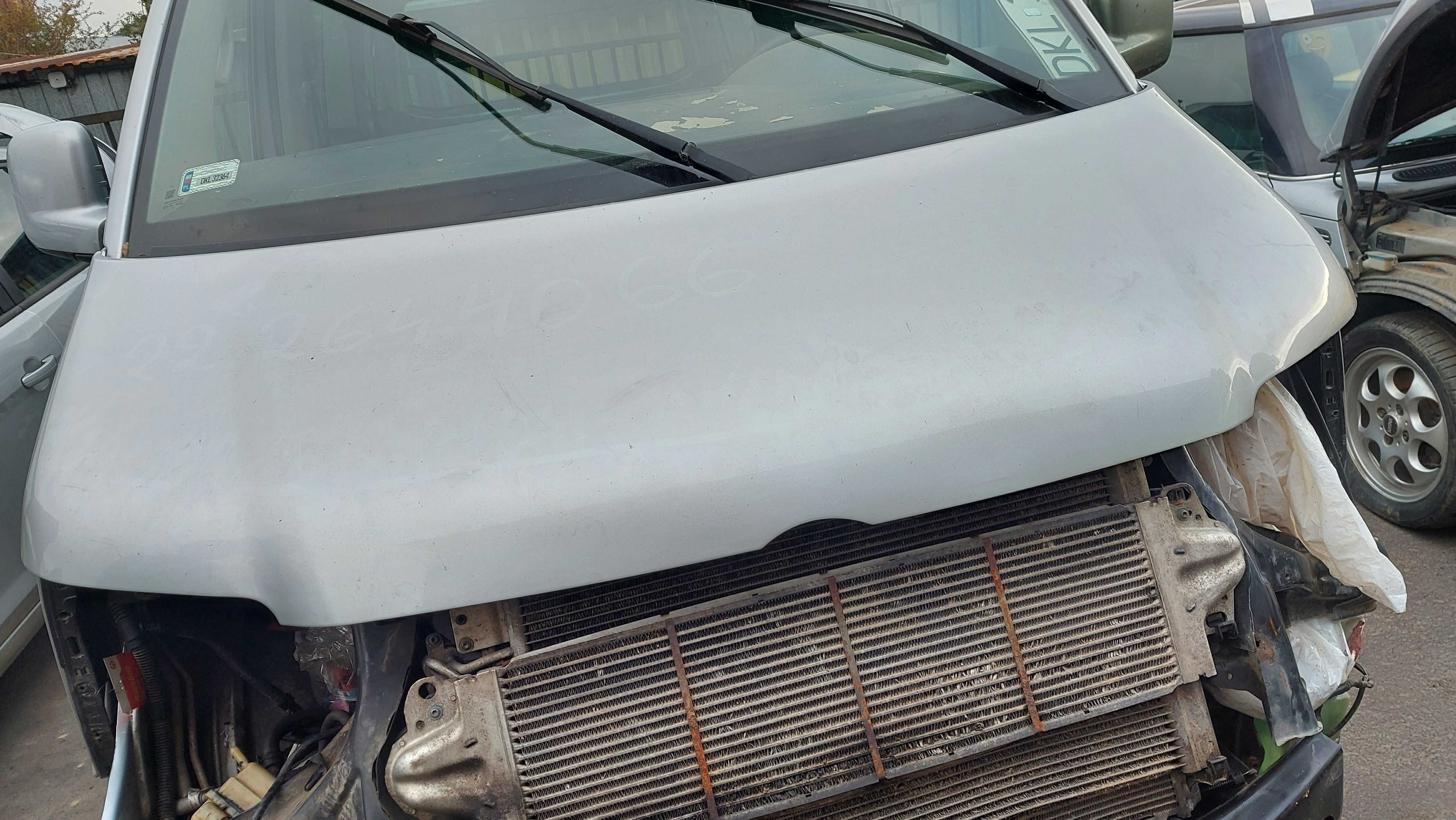 VW T5 Caravelle maska przednia srebrna FV transport/dostawa