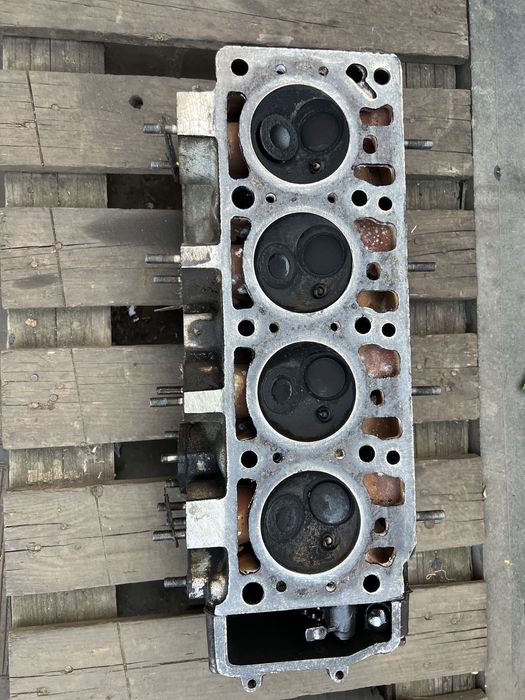 Головка , гбц на москич іж 412, азлк 2140, 2141, пиріжок.