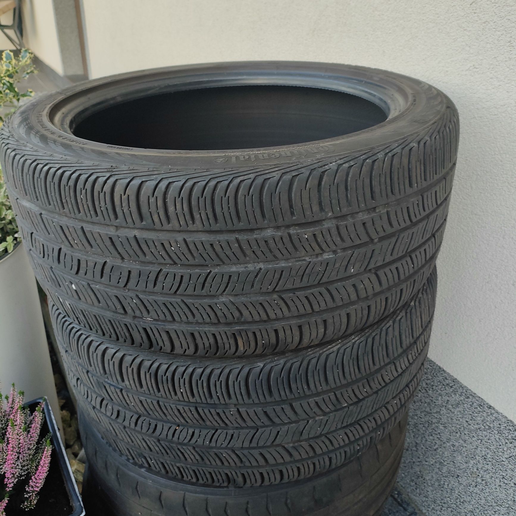 2 opony Continental 255/40/19