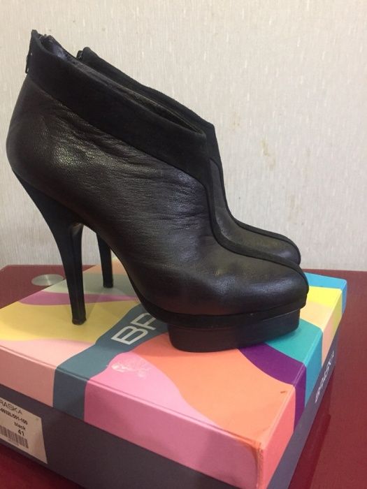 Женские ботильоны braska