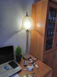 Stara lampa stojąca czasy prl
