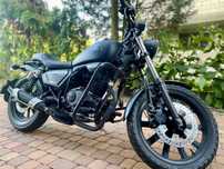 Motocykl Keeway K-Light 125 (2021) z przebiegiem 276 km!