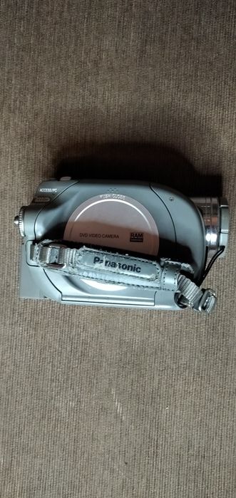 Видеокамера Panasonic VDR-D250