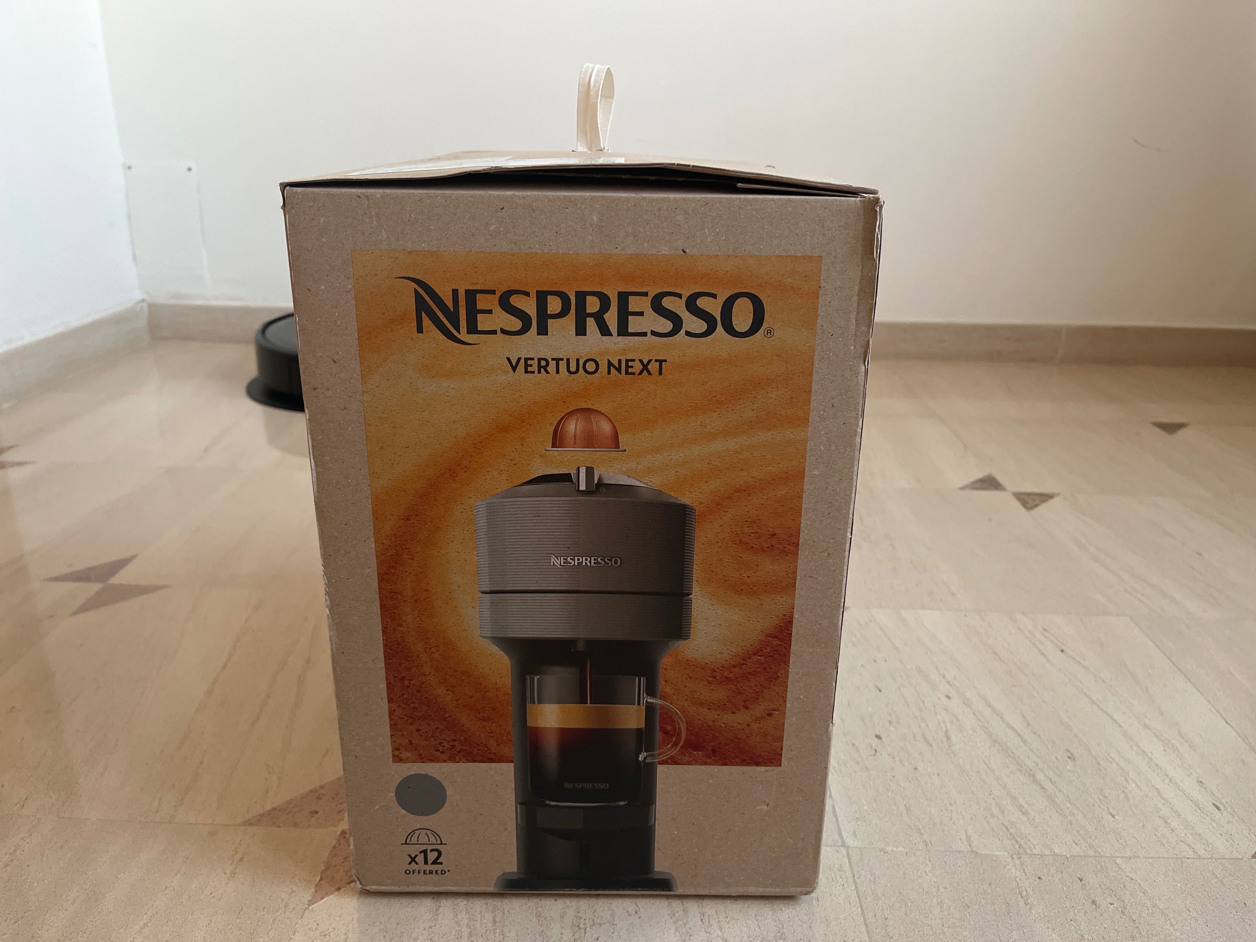 Coffee machine Nespresso GDV1 new