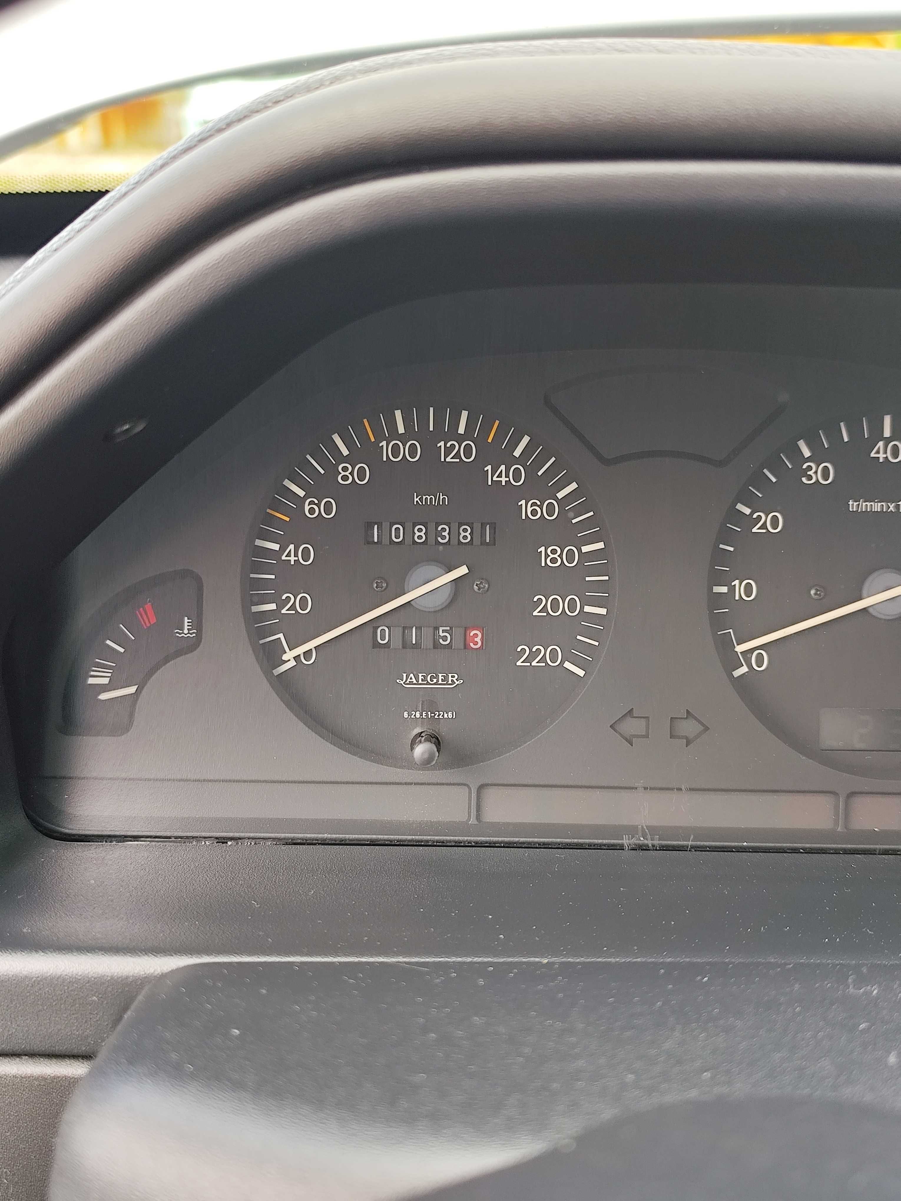 PEUGEOT 106 (com poucos kms) RESERVADO