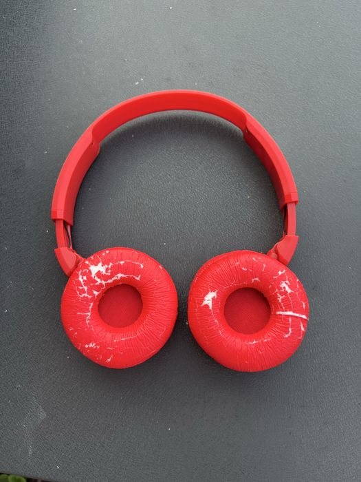 JBL T450BT headhones