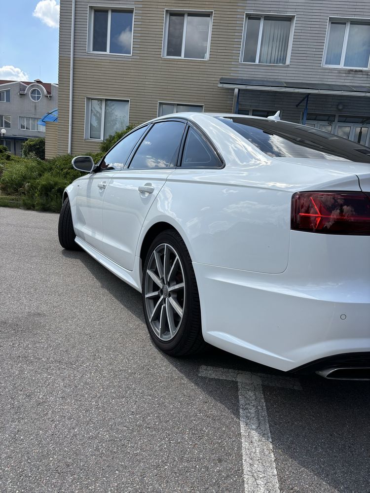 Продаж !! Audi A6 C7 2.0 TFSI